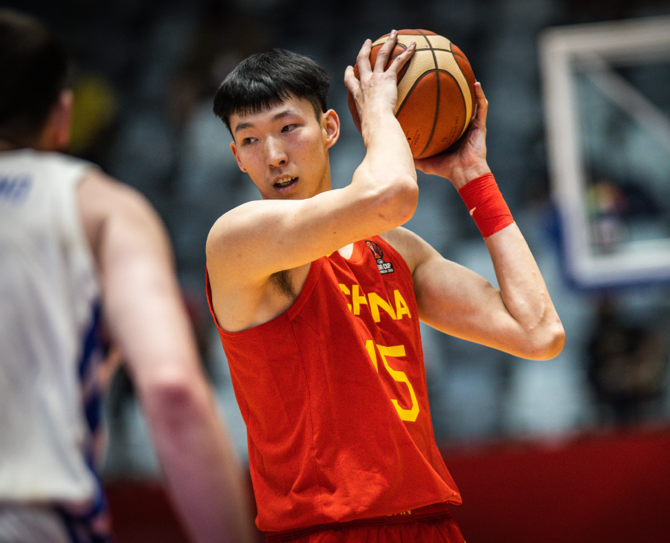 四川队绝杀浙江队,周琦惊艳四座 四川队绝杀浙江队,周琦惊艳四座