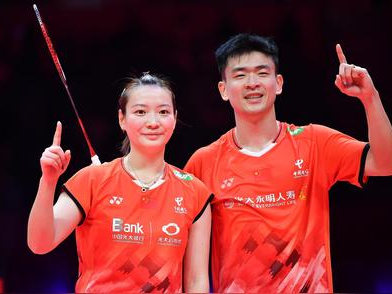 韩国队翻盘马来西亚队，郑思维扛起全队