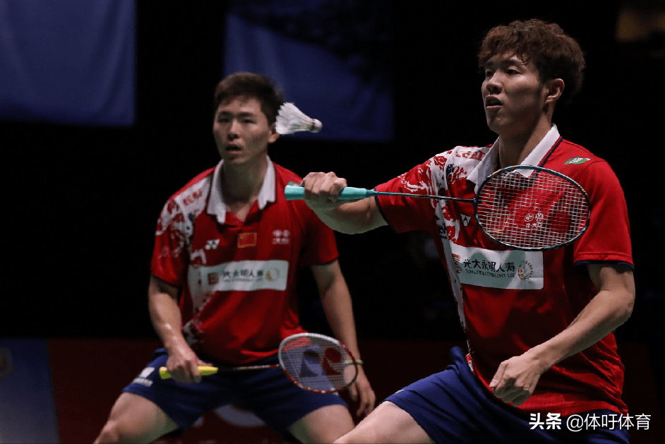 泰国队绝杀马来西亚队,黄鸭组合带队取胜 泰国队绝杀马来西亚队,黄鸭组合带队取胜