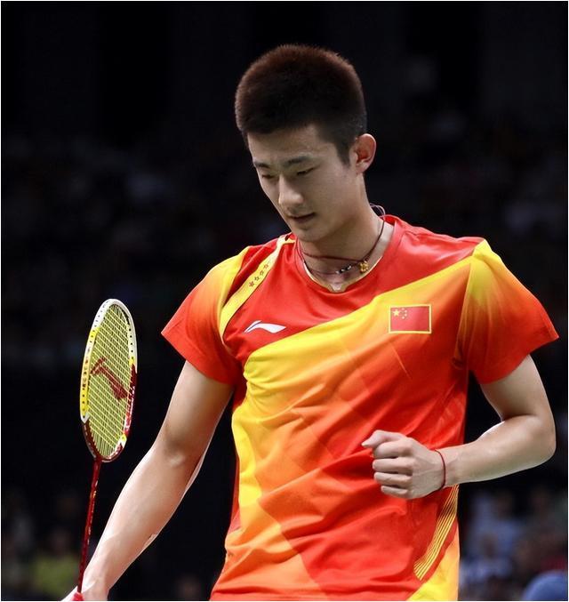 印尼羽毛球队碾压法国羽毛球队，谌龙高光表现