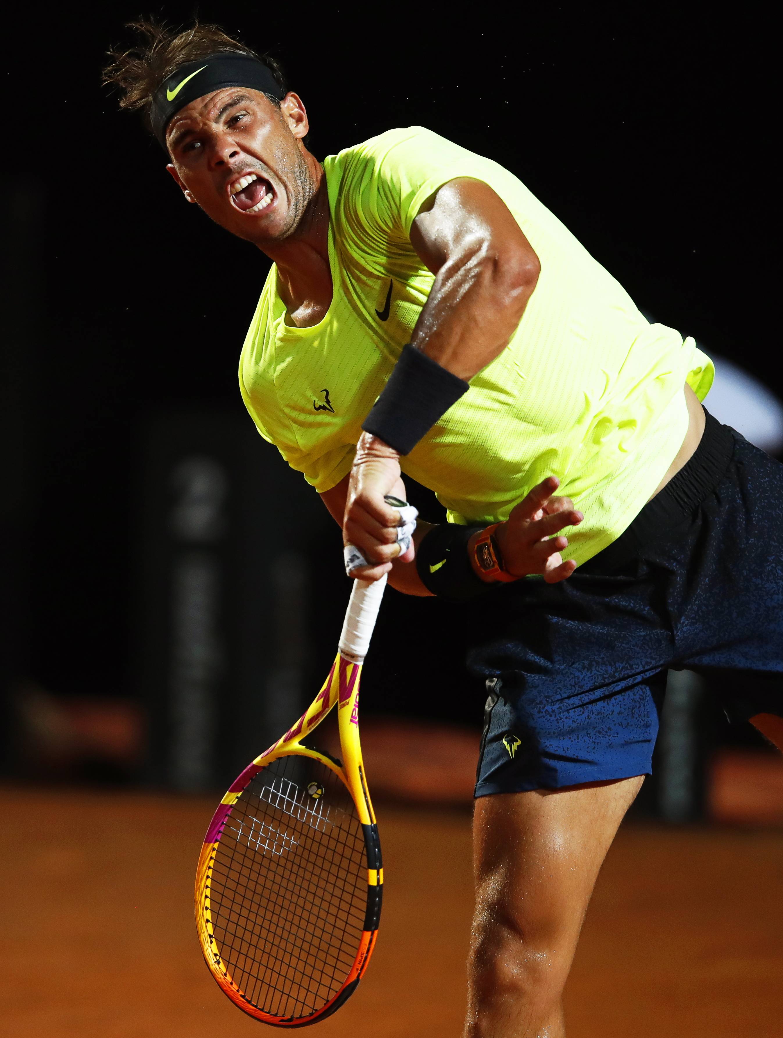 日本网球队逆转西班牙网球队,纳达尔制霸全场 日本网球队逆转西班牙网球队,纳达尔制霸全场