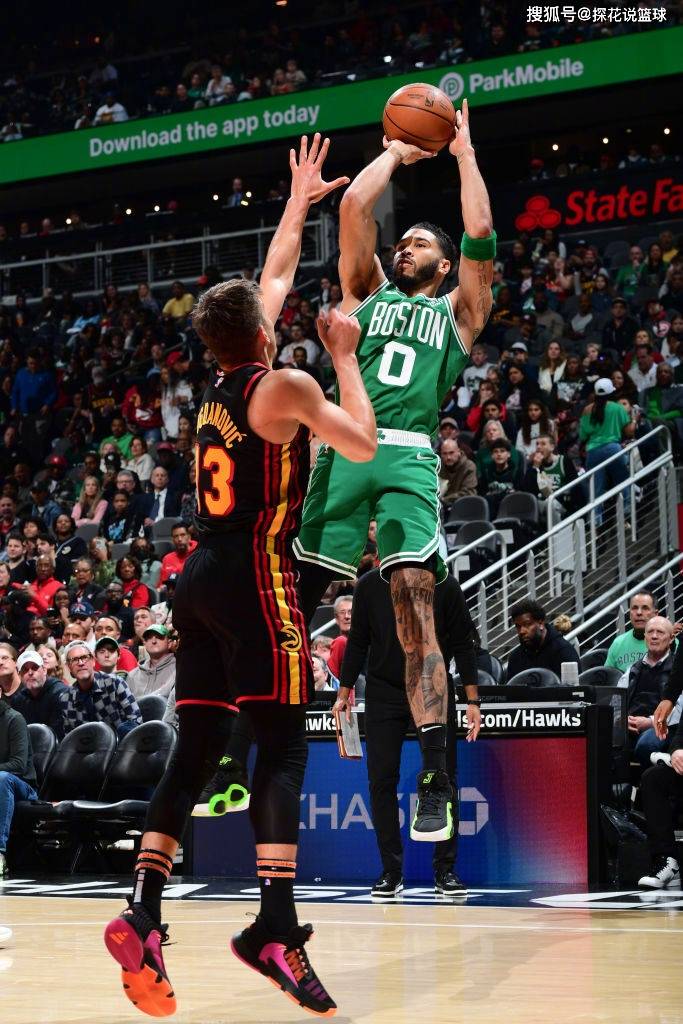 篮网绝杀勇士,塔图姆高光表现 篮网绝杀勇士,塔图姆高光表现