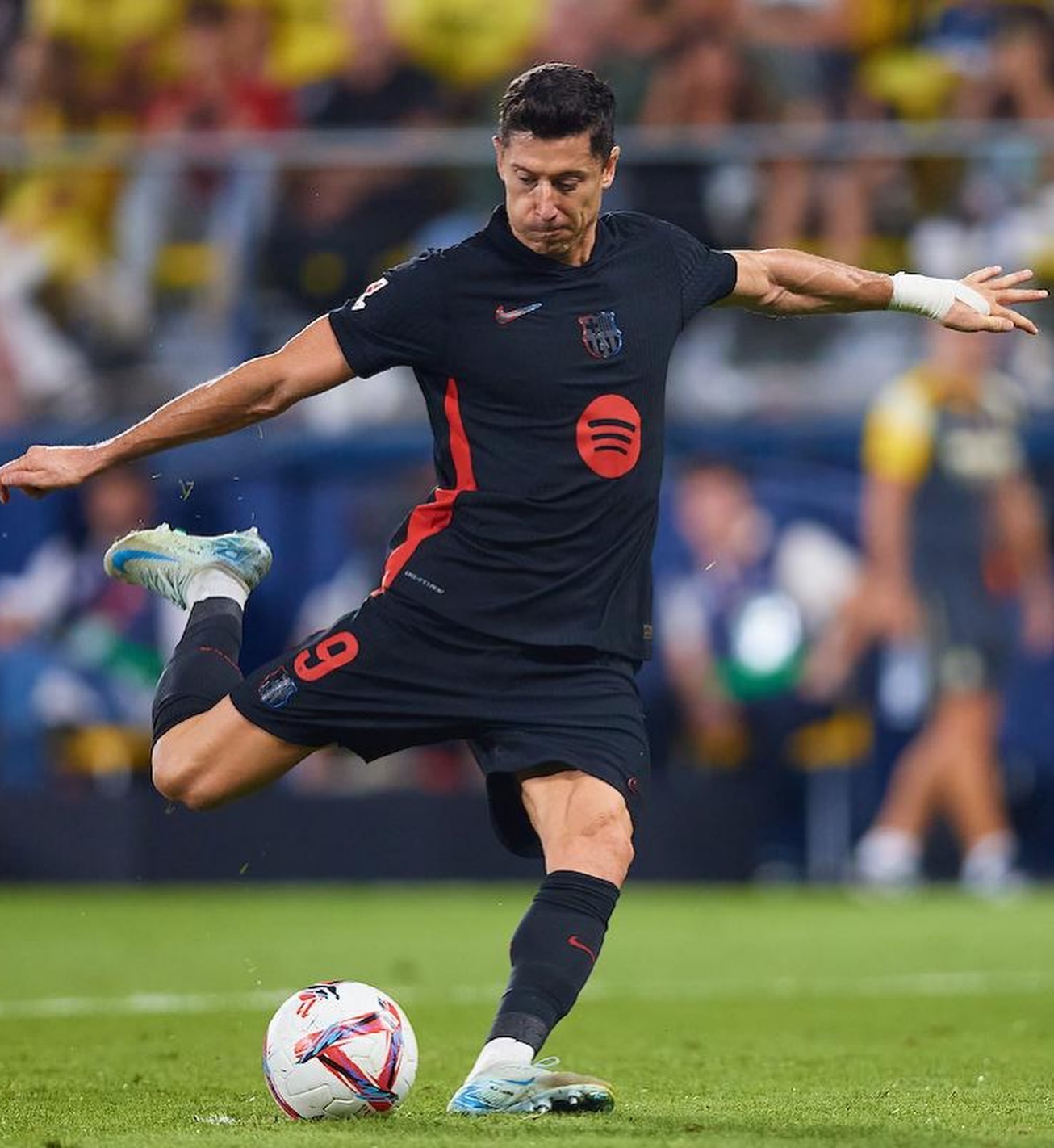 西班牙绝杀塞内加尔，莱万刷新纪录