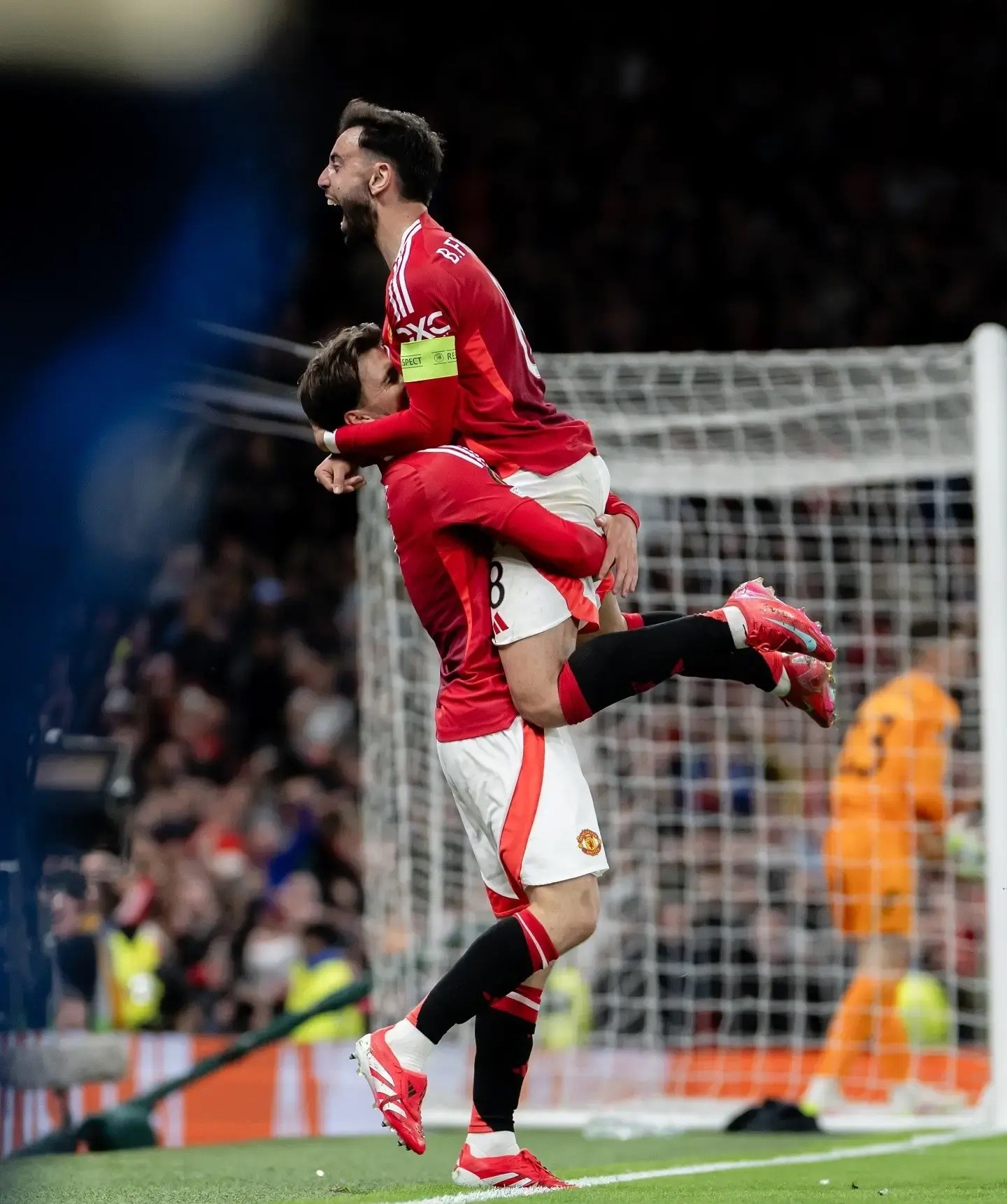 曼联绝地反击意大利,莫德里奇制霸全场 曼联绝地反击意大利,莫德里奇制霸全场