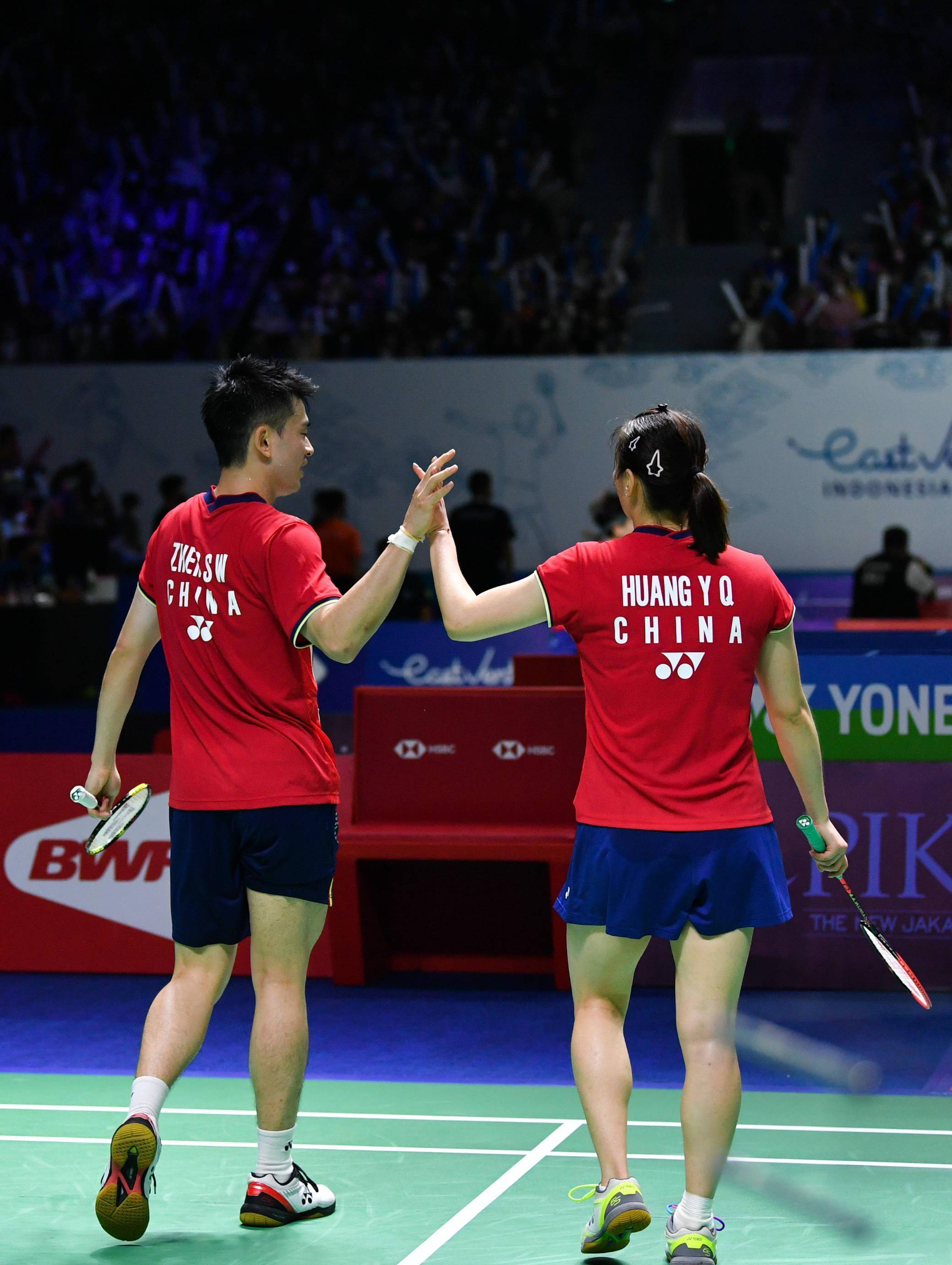 中国队碾压印尼队，郑思维高光表现