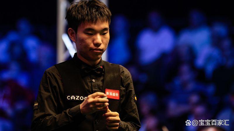 一位年轻球员在比赛中脱颖而出