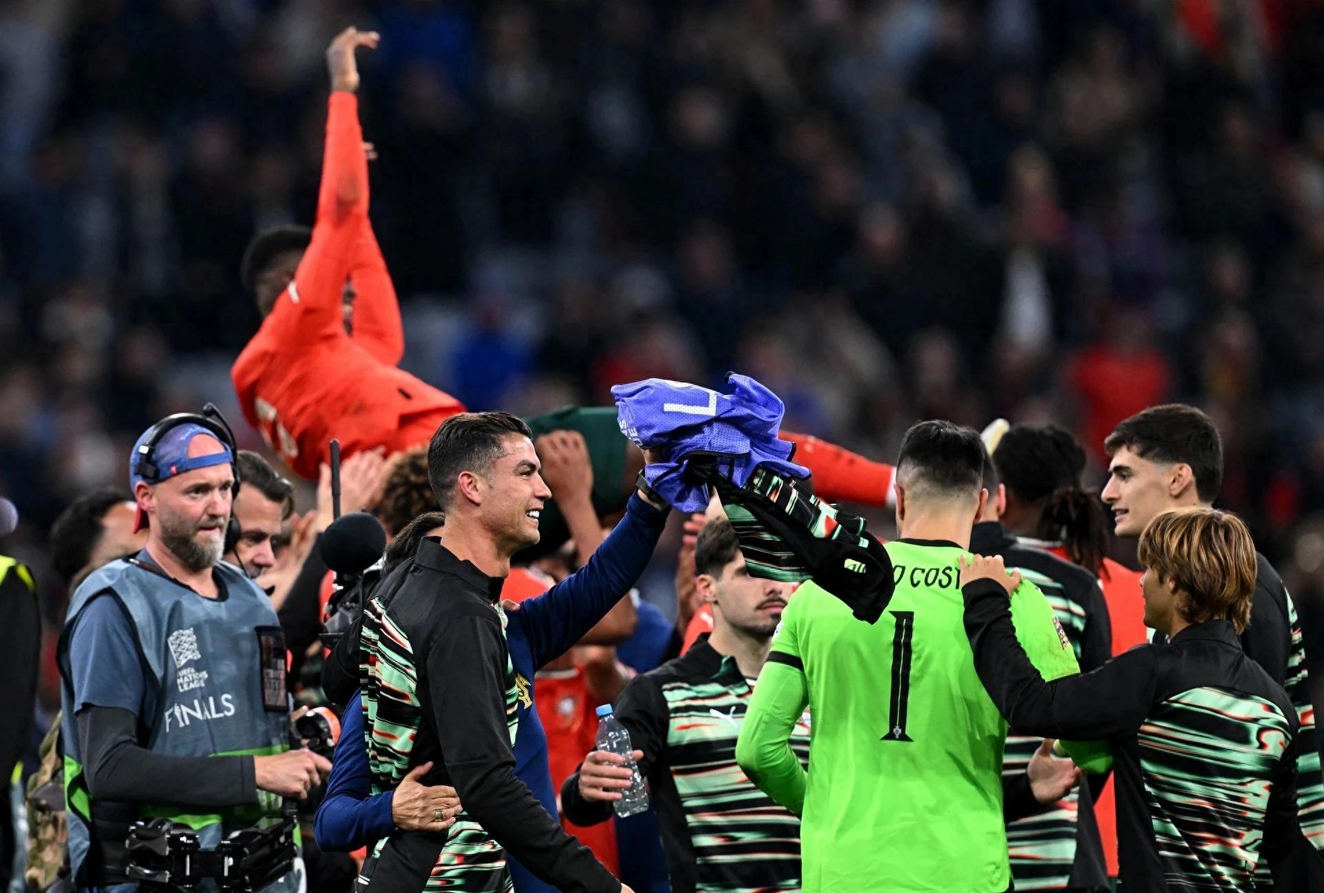 葡萄牙险胜瑞士，成功晋级欧国联半决赛