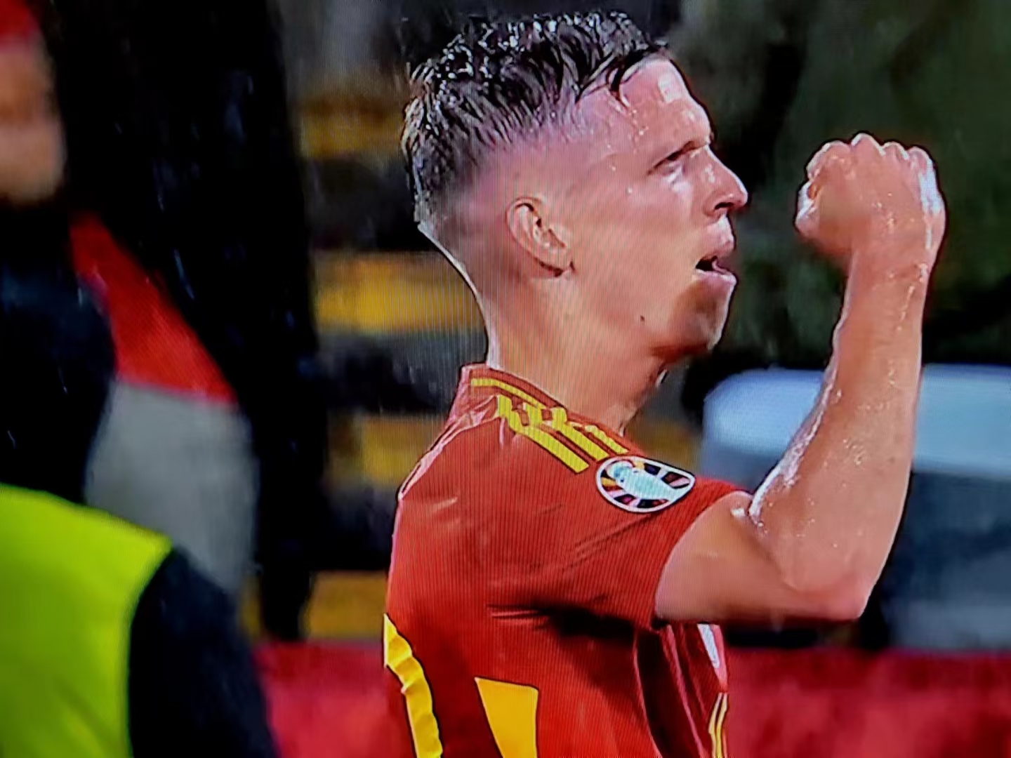 洛里昂在法国足球联赛中获得三分