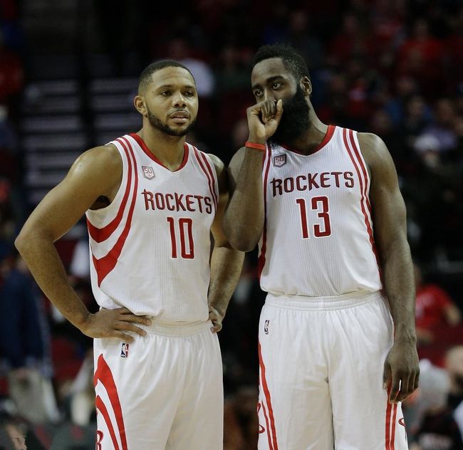 雄鹿力克火箭，戈贝尔刷新纪录