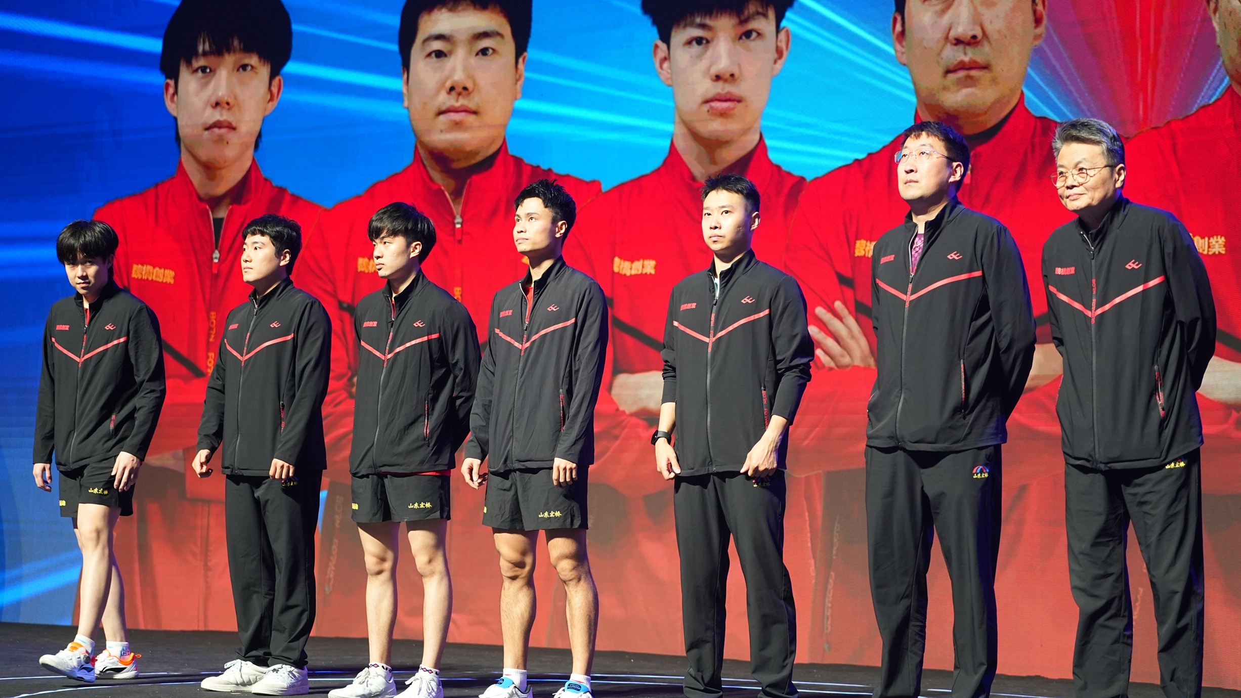 球队运转流畅，带领比分领先优势胜出