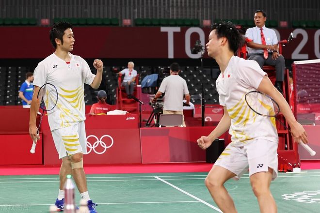 丹麦羽毛球队完胜日本羽毛球队，辛杜统治全场