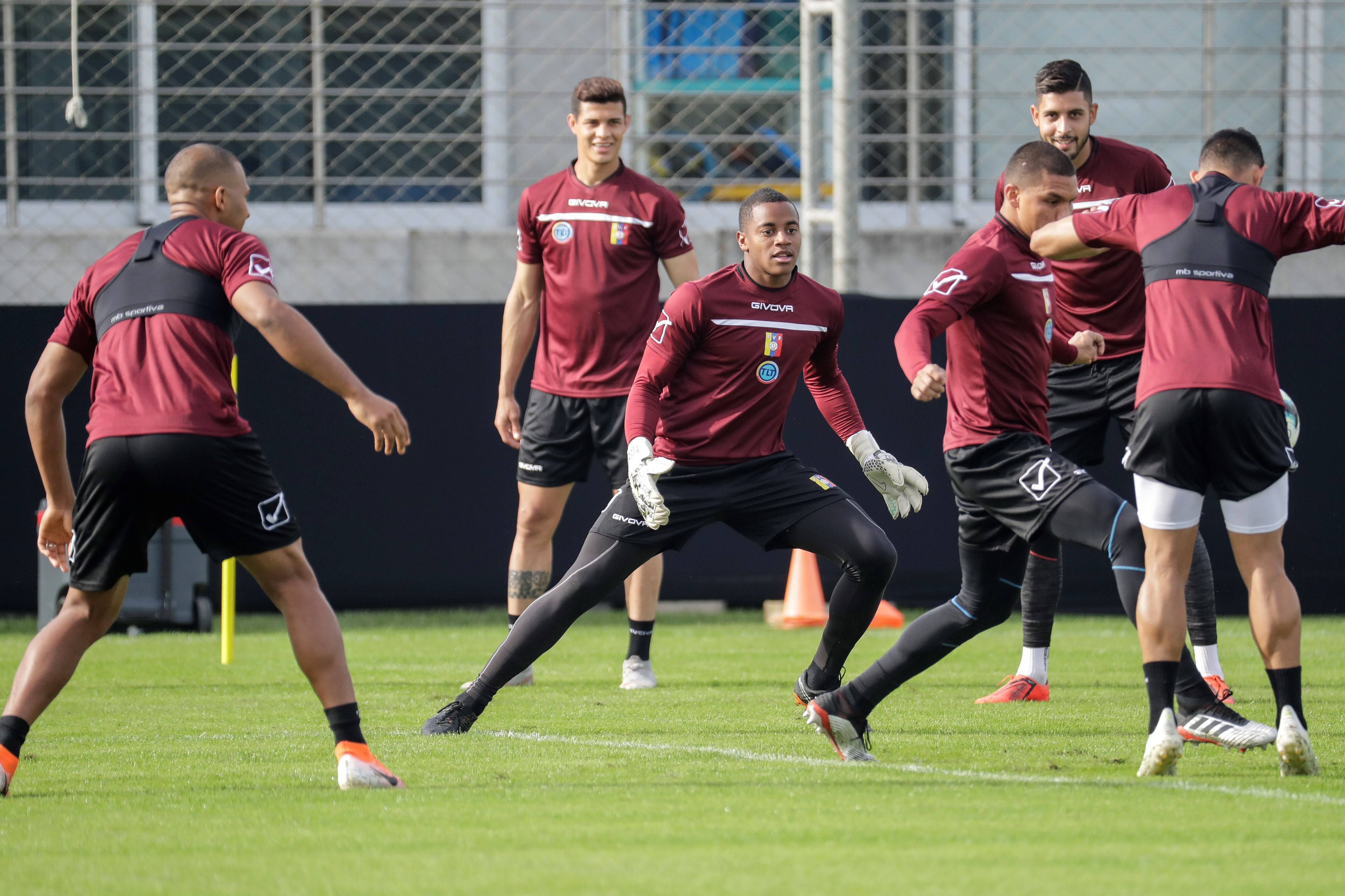 哥伦比亚足球队在国际赛事赢得胜利