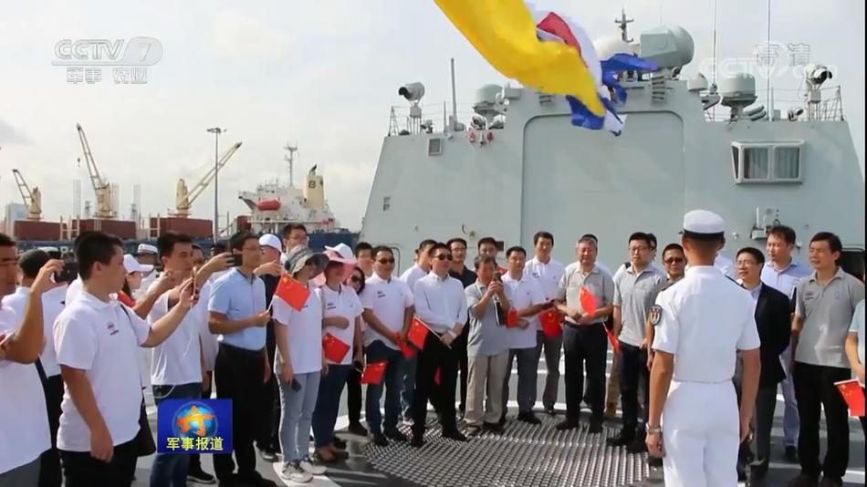 尼日利亚球队主教练带队胜利返回祖国 尼日利亚球队主教练带队胜利返回祖国